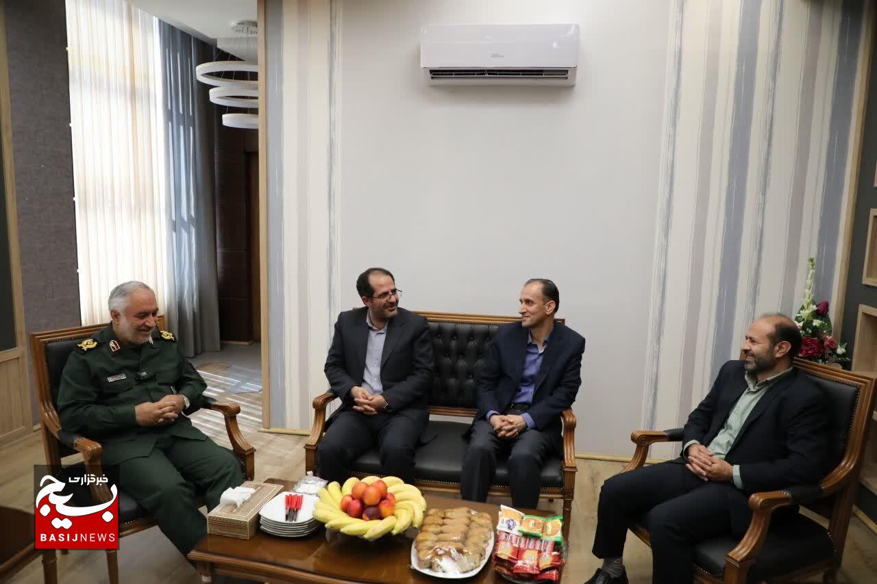 آمادگی کامل سپاه استان برای همکاری با دانشگاه علوم پزشکی بیرجند در جهت پیشبرد اهداف حوزه سلامت در خراسان جنوبی