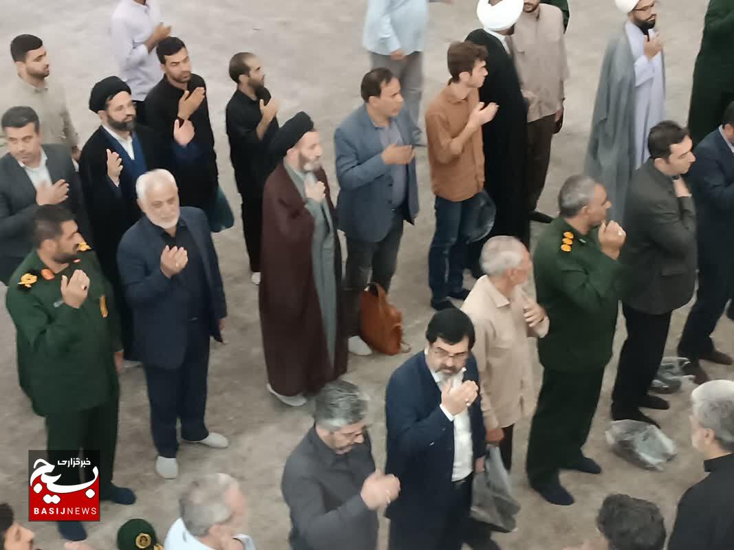 برگزاری مراسم گرامیداشت شهید سید نصرالله و سردار شهید نیلفروشان در حسینیه ثار الله خرم آباد برگزاری مراسم گرامیداشت شهید سید نصرالله و سردار شهید نیلفروشان در حسینیه ثار الله خرم آباد