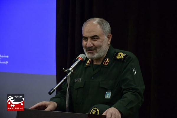 شهید همدانی از ابعاد مختلفی یک فرمانده کامل و نمونه بود