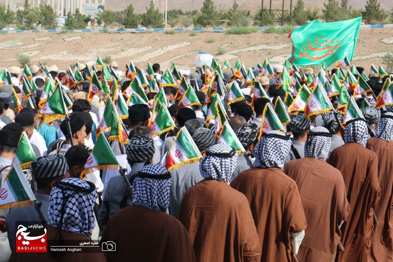 ۱۸ استان عشایر نشین به نمایندگی از اقوام و عشایر در رژه ۳۱ شهریور تهران مشارکت می‌کنند.