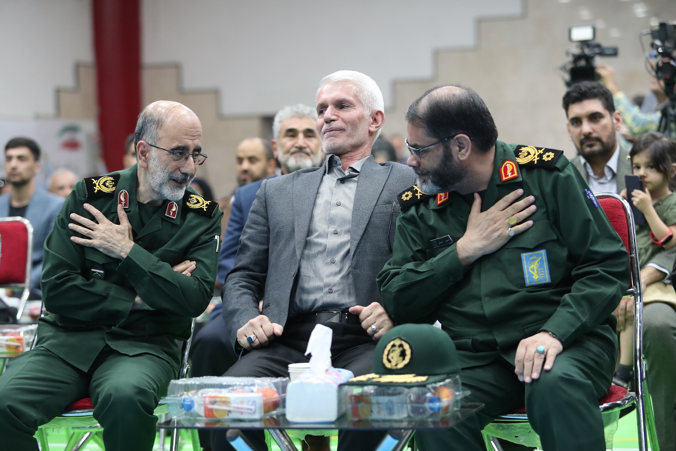 گزارش تصویری از اولین مراسم تجلیل از قهرمانان ملی‌پوش خانواده شهدا، ایثارگران و رزمندگان