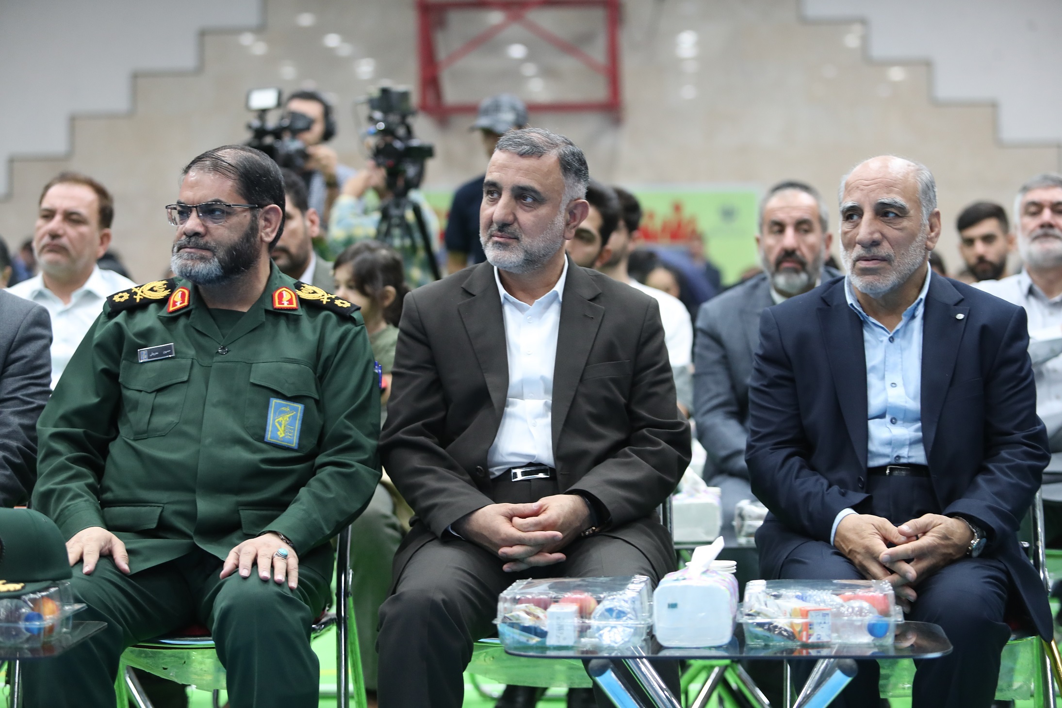 گزارش تصویری از اولین مراسم تجلیل از قهرمانان ملی‌پوش خانواده شهدا، ایثارگران و رزمندگان