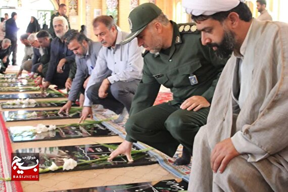 مزار شهدای گرمسار گل‌باران شد+تصاویر