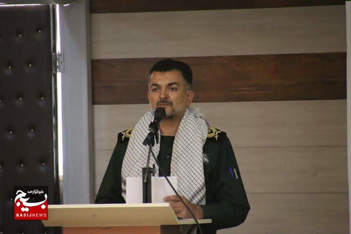 مجاهدان فی سبیل الله رجز آخرالزمانی را تمرین می کنند