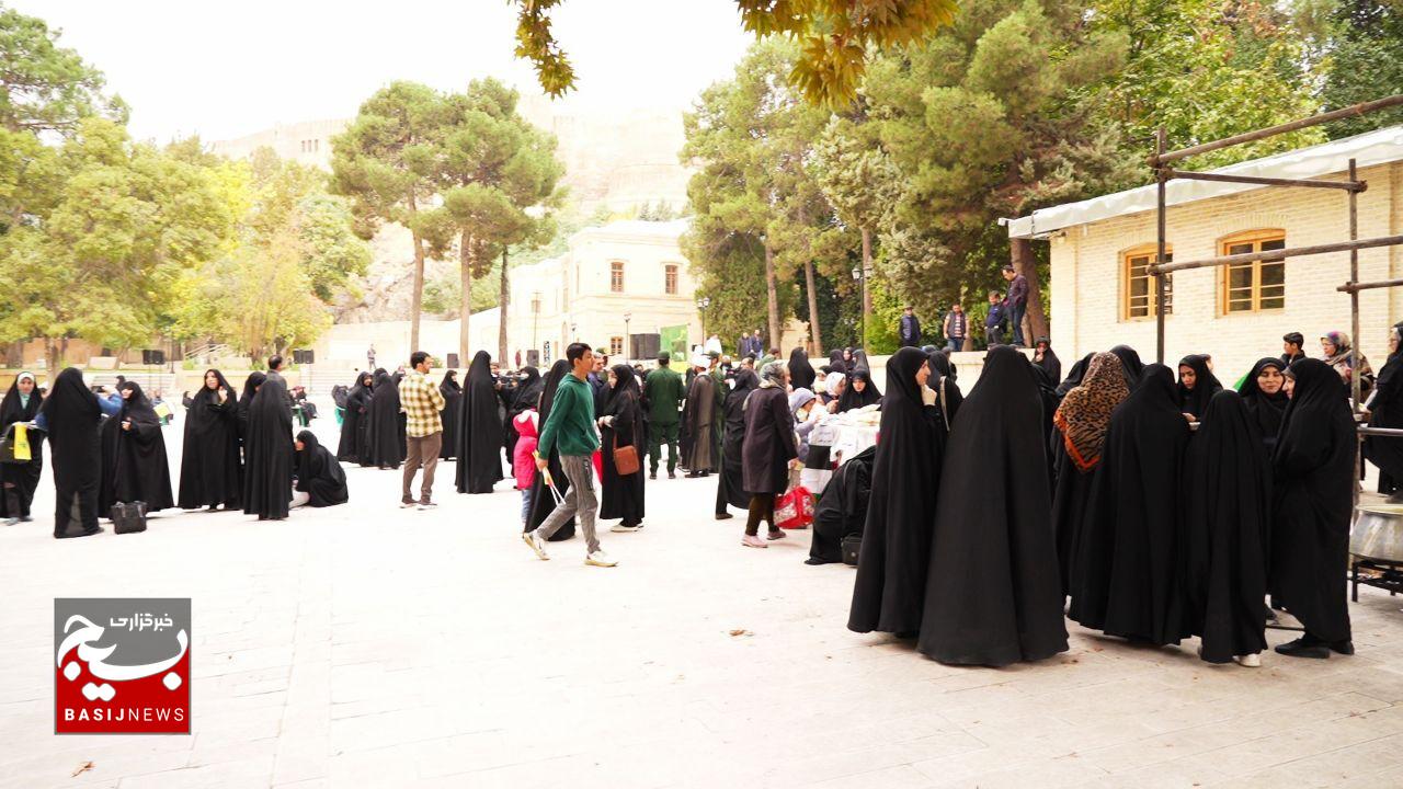 همدلی طلایی بانوان لرستانی با بانوان غزه و لبنان+ عکس