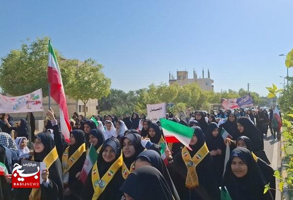 راهپیمایی ۱۳ آبان در شهرستان جم با حضور گسترده دانشآموزان و مسئولان برگزار شد راهپیمایی ۱۳ آبان در شهرستان جم با حضور گسترده دانشآموزان و مسئولان برگزار شد