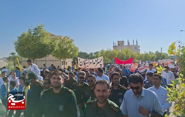 راهپیمایی ۱۳ آبان در شهرستان جم با حضور گسترده دانشآموزان و مسئولان برگزار شد راهپیمایی ۱۳ آبان در شهرستان جم با حضور گسترده دانشآموزان و مسئولان برگزار شد