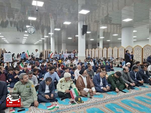 راهپیمایی ۱۳ آبان در شهرستان جم با حضور گسترده دانشآموزان و مسئولان برگزار شد راهپیمایی ۱۳ آبان در شهرستان جم با حضور گسترده دانشآموزان و مسئولان برگزار شد