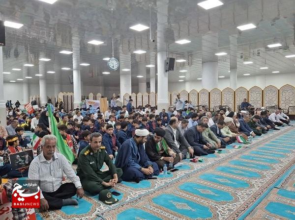 راهپیمایی ۱۳ آبان در شهرستان جم با حضور گسترده دانشآموزان و مسئولان برگزار شد راهپیمایی ۱۳ آبان در شهرستان جم با حضور گسترده دانشآموزان و مسئولان برگزار شد