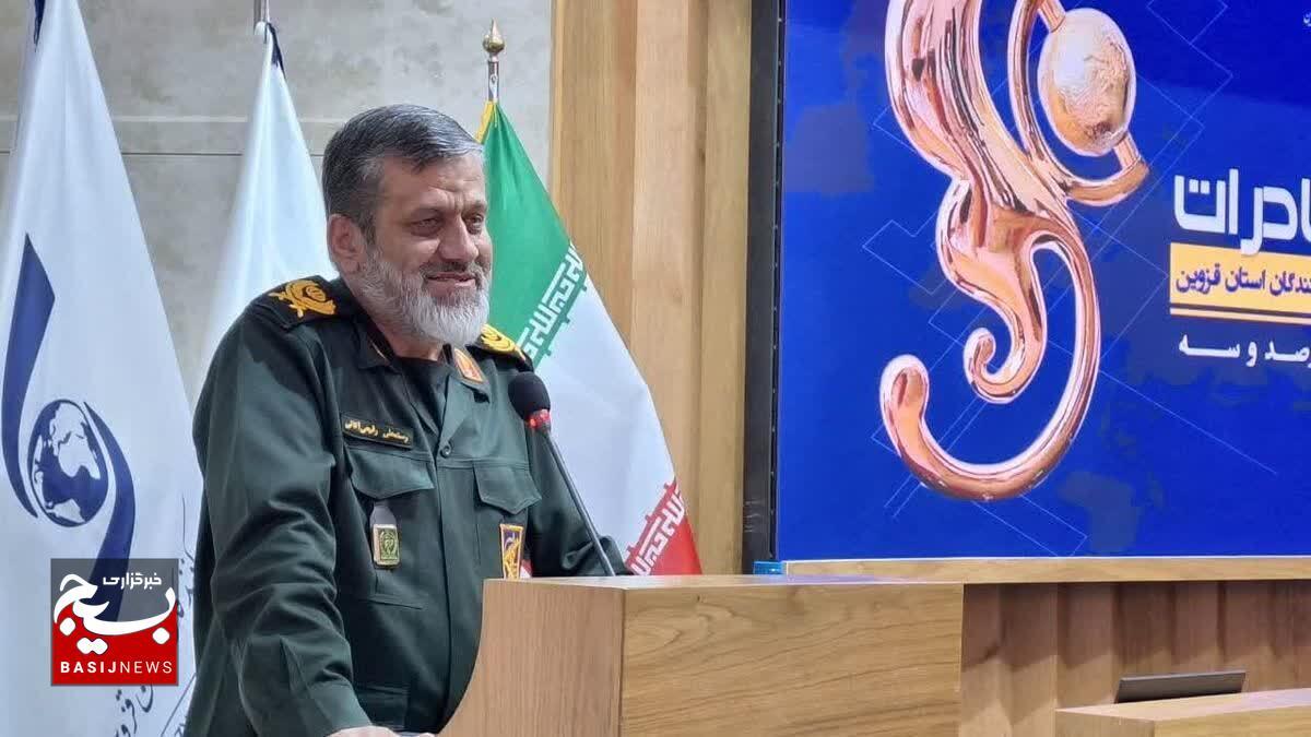 صنعتگران، فارغ التحصیلان‌ مبانی دینی انقلاب اسلامی هستند