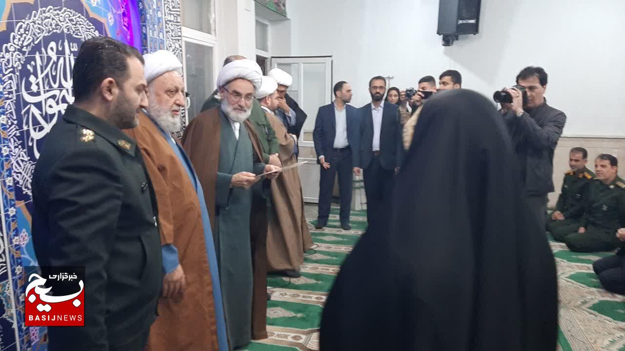 تقدیر از سرمربیان شبکه صالحین آستارا در آستانه هفته بسیج تقدیر از سرمربیان شبکه صالحین آستارا در آستانه هفته بسیج