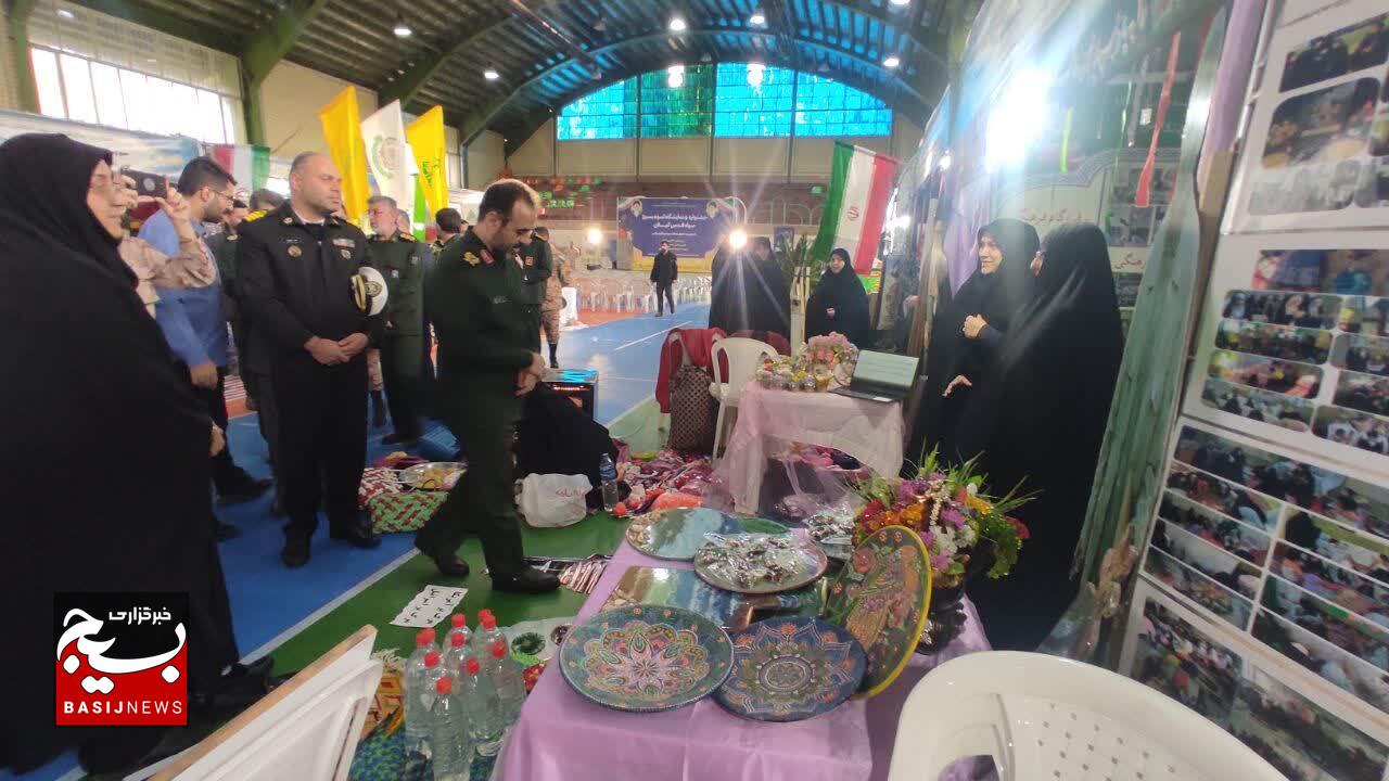 نمایشگاههای اسوه، عامل انسجام و ارتقای فعالیتهای بسیج نمایشگاههای اسوه، عامل انسجام و ارتقای فعالیتهای بسیج