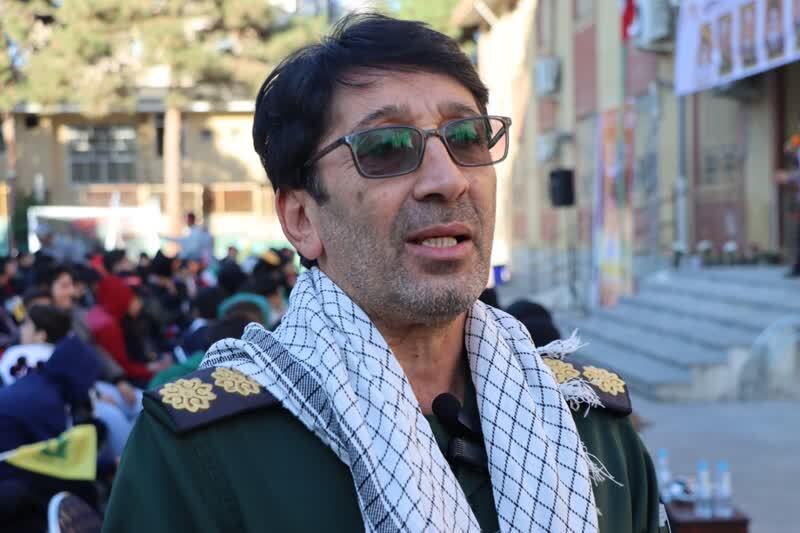 برگزاری رویداد های متنوع به مناسبت هفته بسیج دانش آموزی برگزاری رویداد های متنوع به مناسبت هفته بسیج دانش آموزی