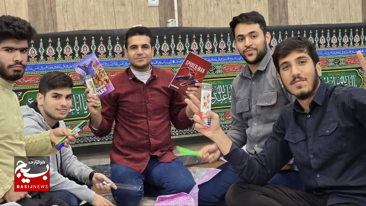 آغاز پویش جهادگران فاطمی برای اهدای ۲۰۰ بسته لوازمالتحریر به دانشآموزان نیازمند دزفول و اندیمشک آغاز پویش جهادگران فاطمی برای اهدای ۲۰۰ بسته لوازمالتحریر به دانشآموزان نیازمند دزفول و اندیمشک