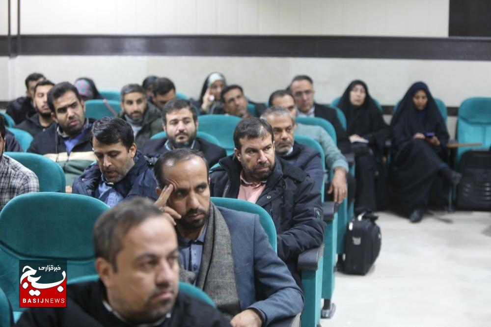 روز پایانی دوره توانمندسازی شبکه روابط عمومی بسیج با حضور سخنگو و معاون روابط عمومی کل سپاه