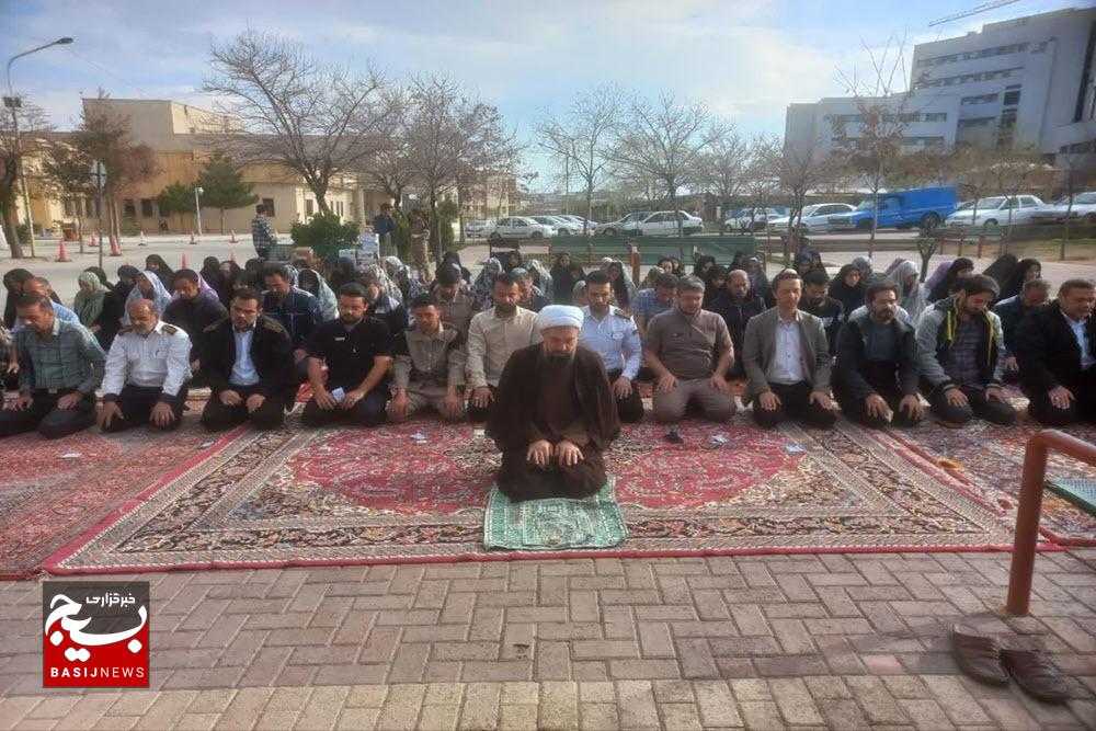 اقامه نماز عید فطر در بیمارستان بعثت همدان