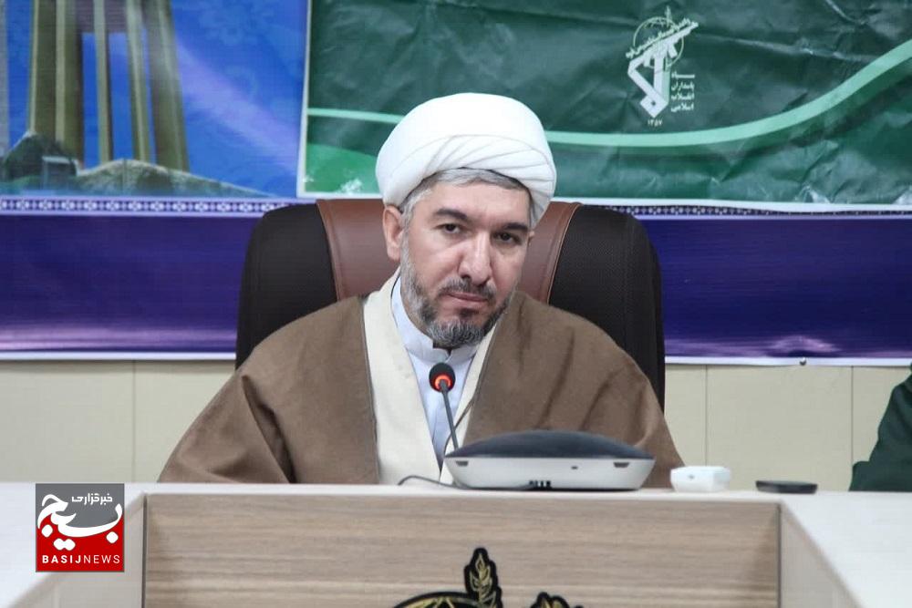 رعایت اصول اخلاقی موجب تعالی روحی و اجتماعی می‌شود