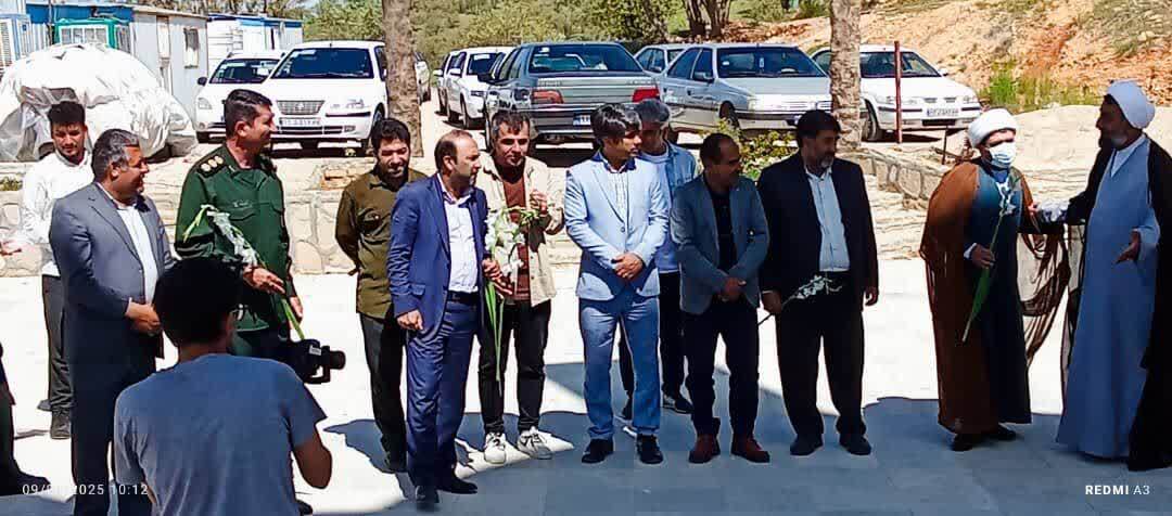 تجدید میثاق هنرمندان بسیجی استان در نخستین روز هفته هنر انقلاب اسلامی