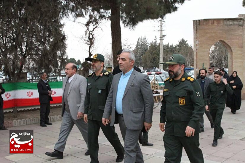 طرح‌‌های عمرانی بسیج به مناسبت دهه فجر در ساوجبلاغ افتتاح شد