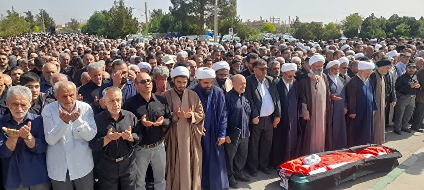 تشییع باشکوه شاگرد صدیق مکتب امام صادق بر دستان مردم حق شناس دامغان