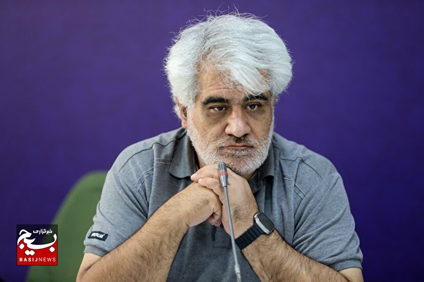 جبهه جهانی اسلام نیازمند هنر شهید آوینی است