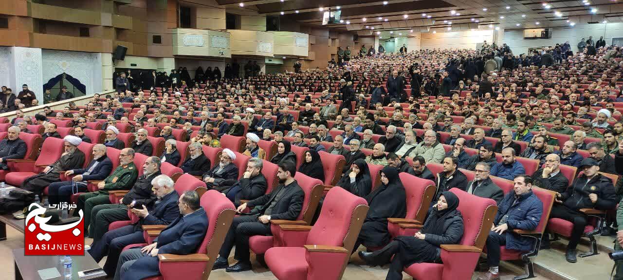 جبهه حق با ایمان مومنین شکستناپذیر است/ تأکید بر تداوم راه شهدا با تقوا و تشکیل شبکه جهانی مقاومت جبهه حق با ایمان مومنین شکستناپذیر است/ تأکید بر تداوم راه شهدا با تقوا و تشکیل شبکه جهانی مقاومت