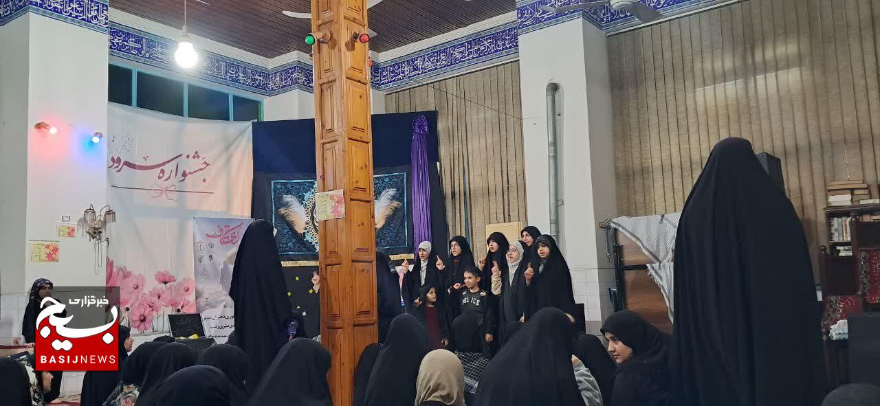 حضور بیش از پنج هزار بانوی گیلانی در آیین اعتکاف حضور بیش از پنج هزار بانوی گیلانی در آیین اعتکاف