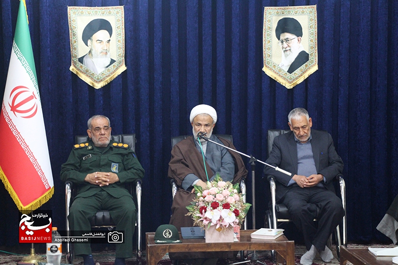 نشست مجمع رهروان امر به معروف و نهی از منکر شهرستان دشتستان برگزار شد