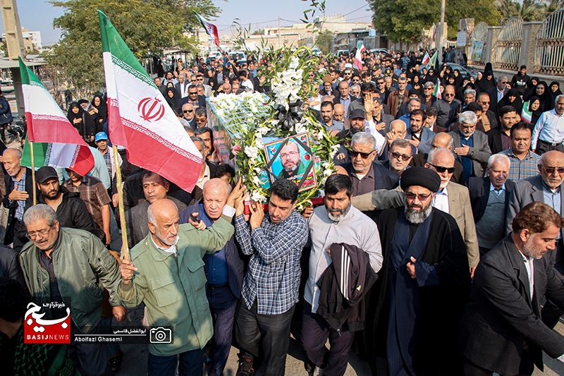 مراسم باشکوه تشییع پیکر شهید مدافع امنیت «سید محمدعلی موسوی» در دشتستان برگزار شد مراسم باشکوه تشییع پیکر شهید مدافع امنیت «سید محمدعلی موسوی» در دشتستان برگزار شد