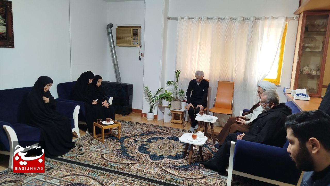 شهدا با فداکاری برای ایران ،الگوی ماندگار هستند