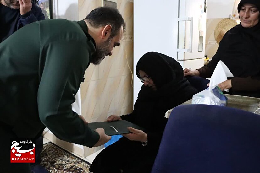 شهدای مدافعان وطن ،حافظان بزرگترین سرمایه کشور«امنیت »هستند شهدای مدافعان وطن ،حافظان بزرگترین سرمایه کشور«امنیت »هستند