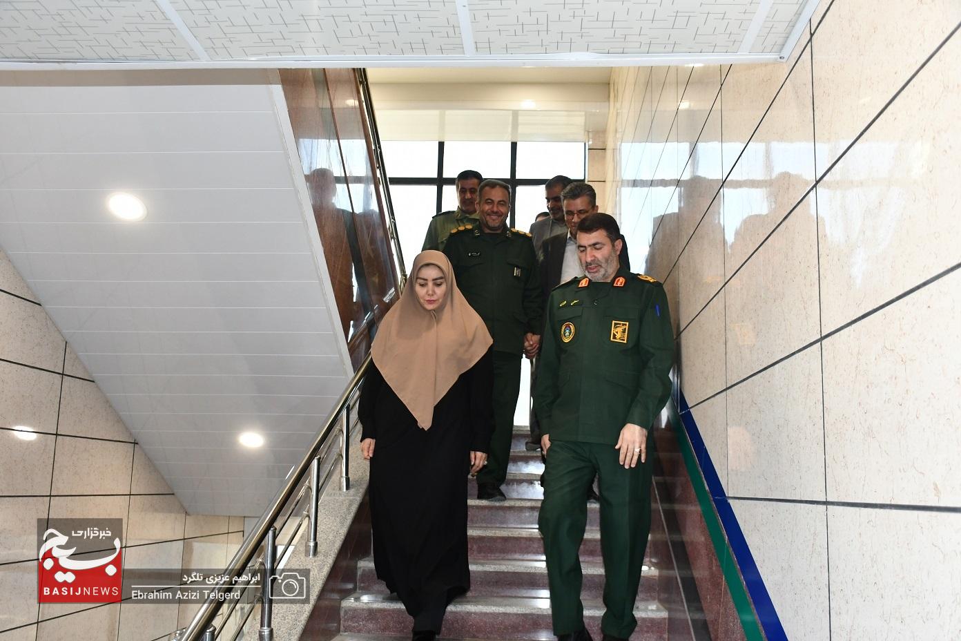 بازدید فرمانده سپاه فتح و رئیس دانشگاه علوم پزشکی از درمانگاه امام صادق (ص)