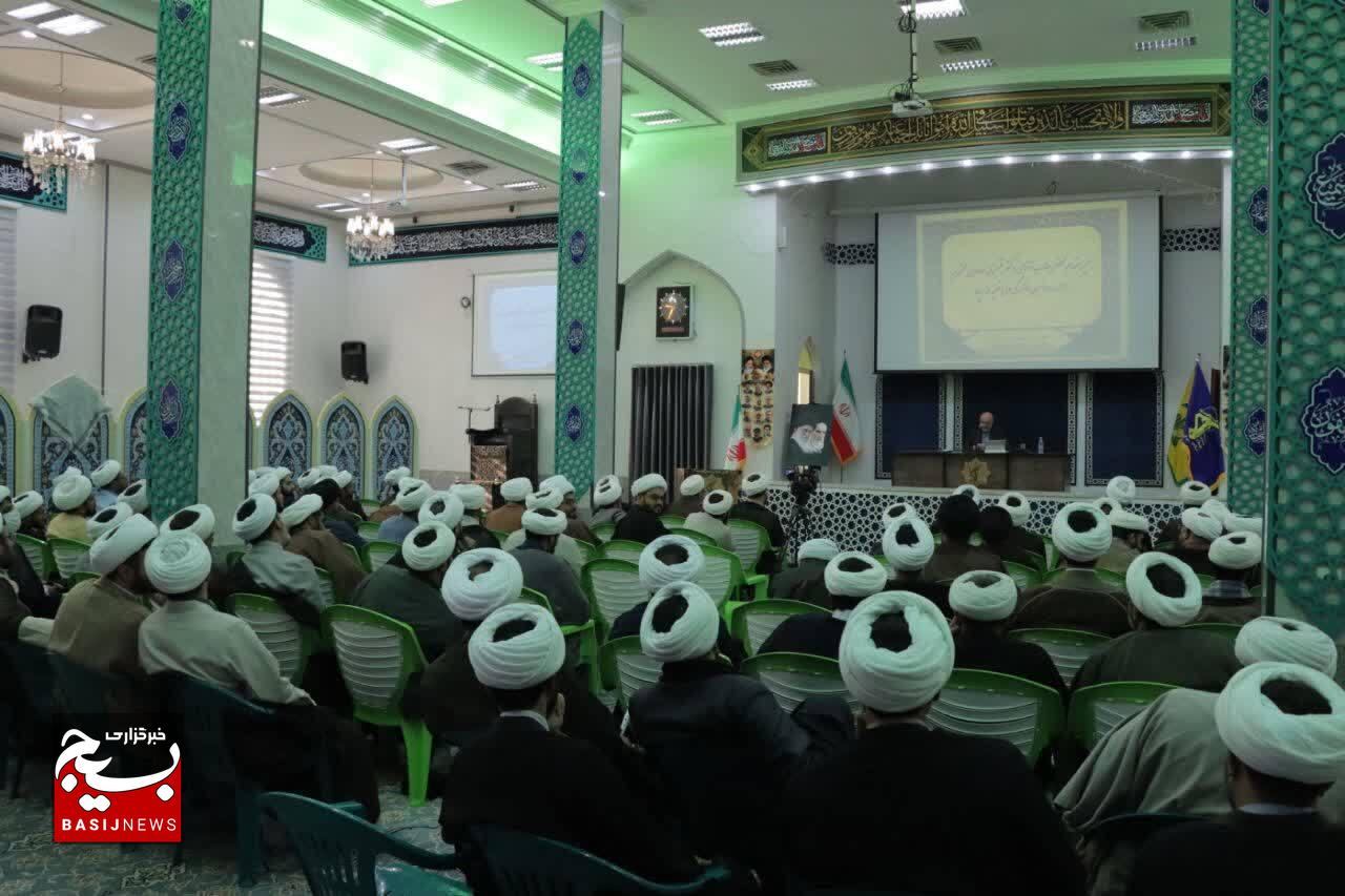 برگزاری سومین همایش فصلی روحانیون سپاه ثارالله کرمان