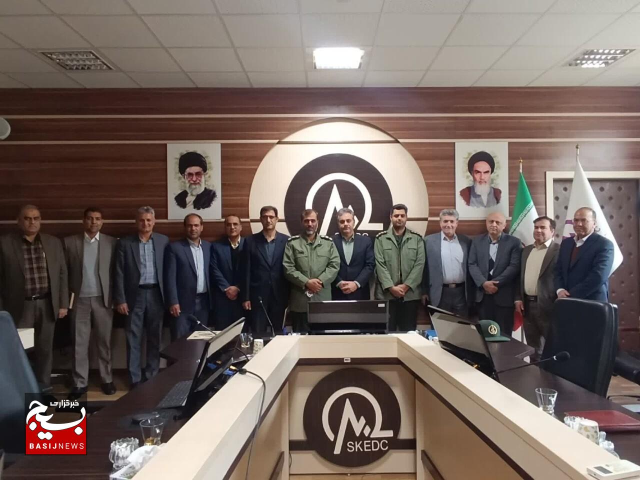 اتحاد، کار جهادی و امیدآفرینی نسخه عبور از چالش‌هاست
