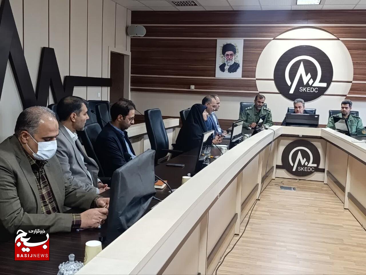 اتحاد، کار جهادی و امیدآفرینی نسخه عبور از چالش‌هاست