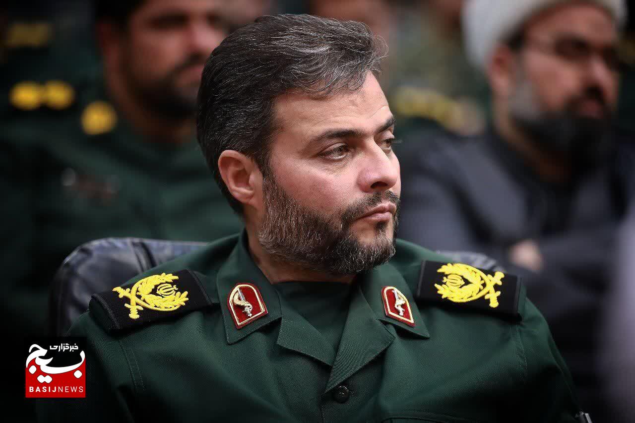 اتحاد و بصیرت رمز پیروزی ملت ایران است