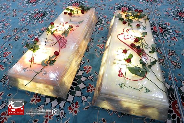 گلزار شهدای گمنام کنگان با حضور مسئولین گل‌افشانی شد