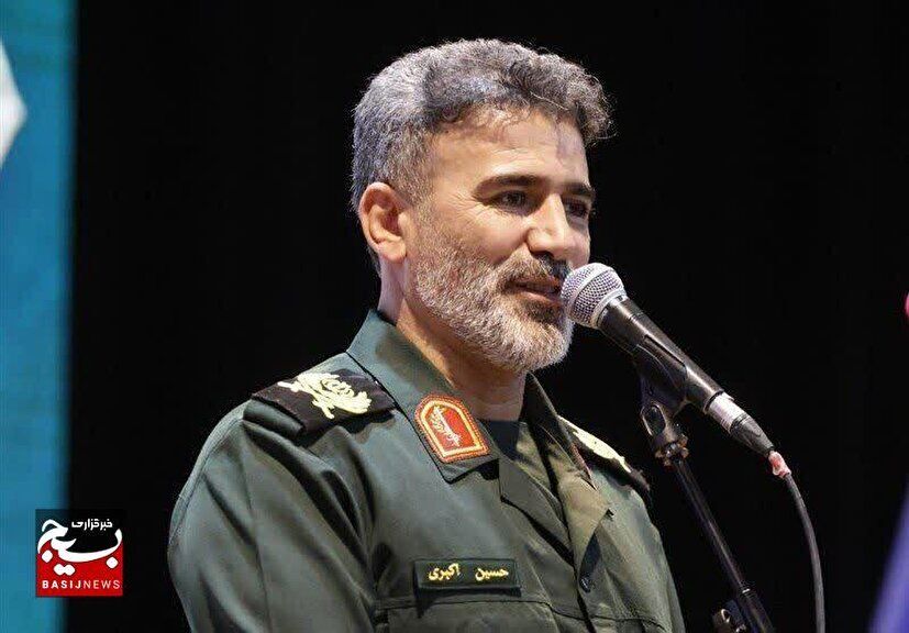 بزرگ‌ترین سلاح در مقابله با جنگ شناختی «وحدت مردم» است