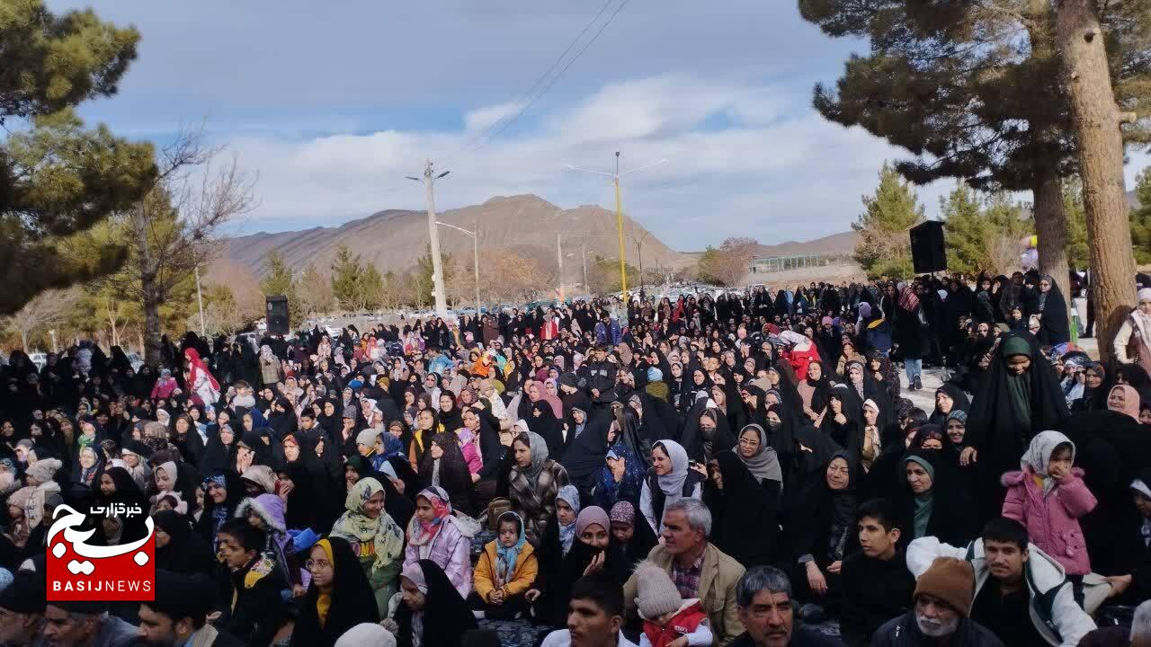 کوهبنان میزبان جشن مهدویت و فجر