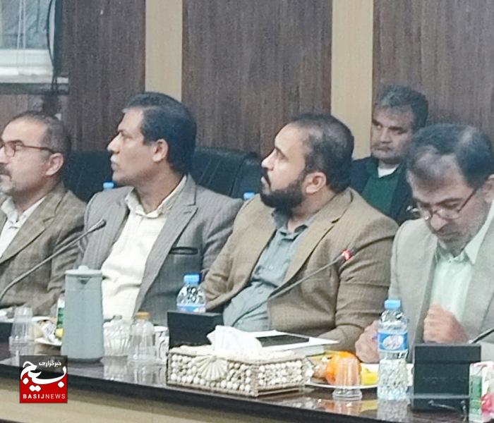 مجمع بسیج بسیج ظرفیتی بسیار مناسب جهت کمک حل مشکلات است