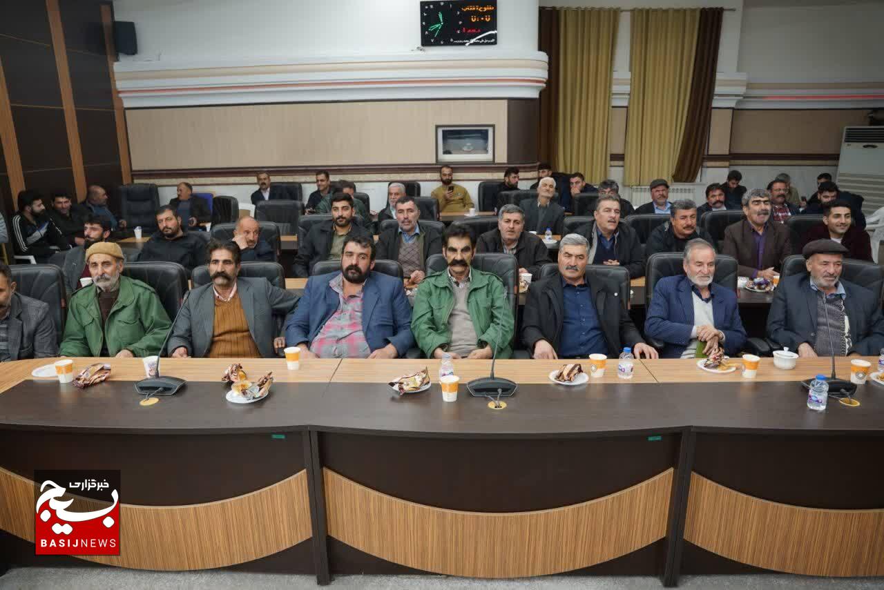 اقتدار ایران در ایمان، وحدت و همبستگی ملی است/عشایر مرزداران تاریخی ایران هستند+تصاویر