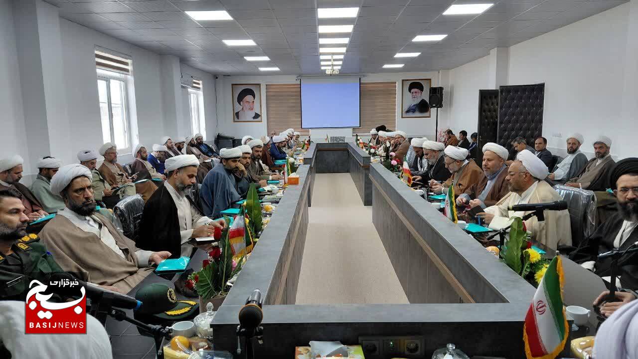 برگزاری گردهمایی ائمه جمعه استان کرمان در شهرستان انار برگزاری گردهمایی ائمه جمعه استان کرمان در شهرستان انار