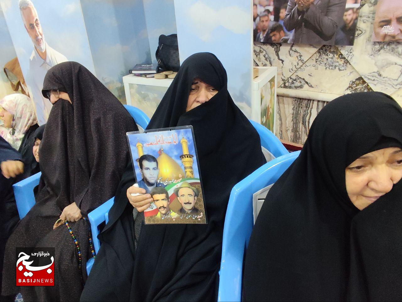 برگزاری مراسم بزرگداشت شهدای غدیر در بیت‌الزهرا(س) شهید سلیمانی