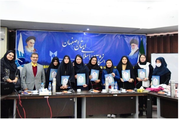 دختر شاعر یاسوجی از نویسندگی تا مربیگری تکواندو