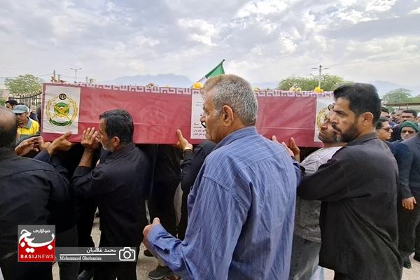 تشییع پیکر شهدای پدافند هوایی سیراف در کنگان؛ روایت صلابت و اشک