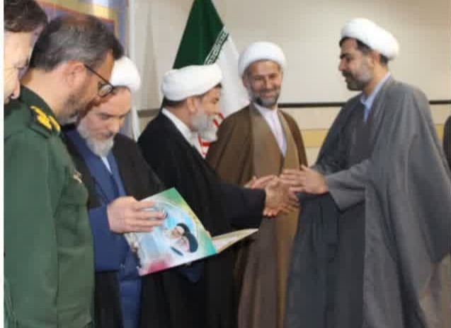 انتصاب فرمانده جدید حوزه مقاومت بسیج طلاب شهید دستغیب(ره) شیراز انتصاب فرمانده جدید حوزه مقاومت بسیج طلاب شهید دستغیب(ره) شیراز