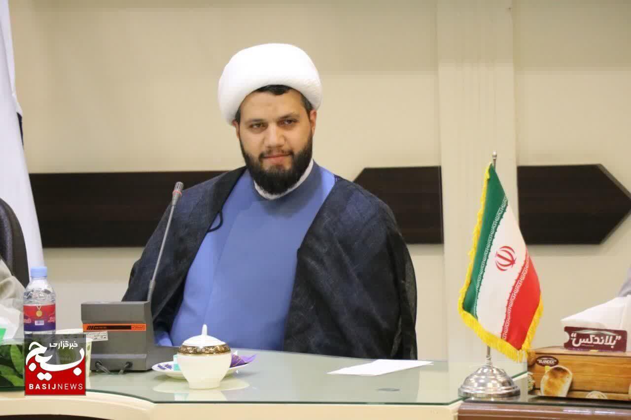 ۳۰هزار سفیر آیات قرآن در استان تربیت میشوند ۳۰هزار سفیر آیات قرآن در استان تربیت میشوند