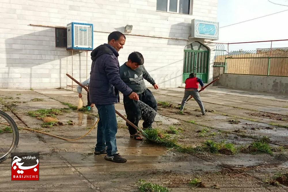 خانه خدا را با دست‌های خود  آراستیم