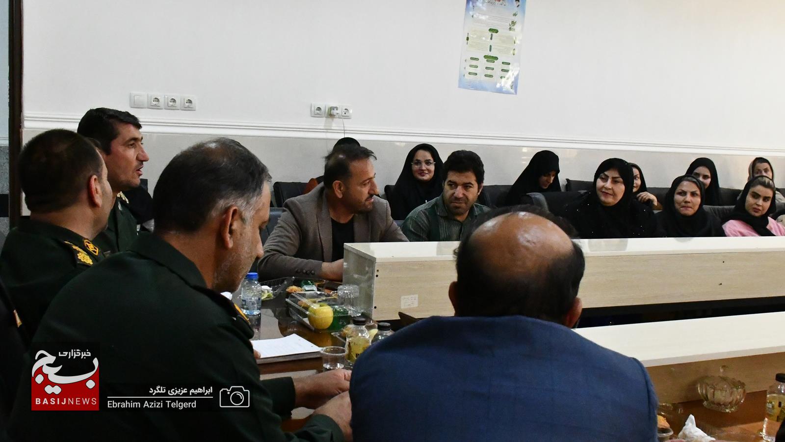 اختتامیه برنامه های هفته هنر انقلاب و تجلیل از هنرمندان شاخص کهگیلویه و بویراحمد