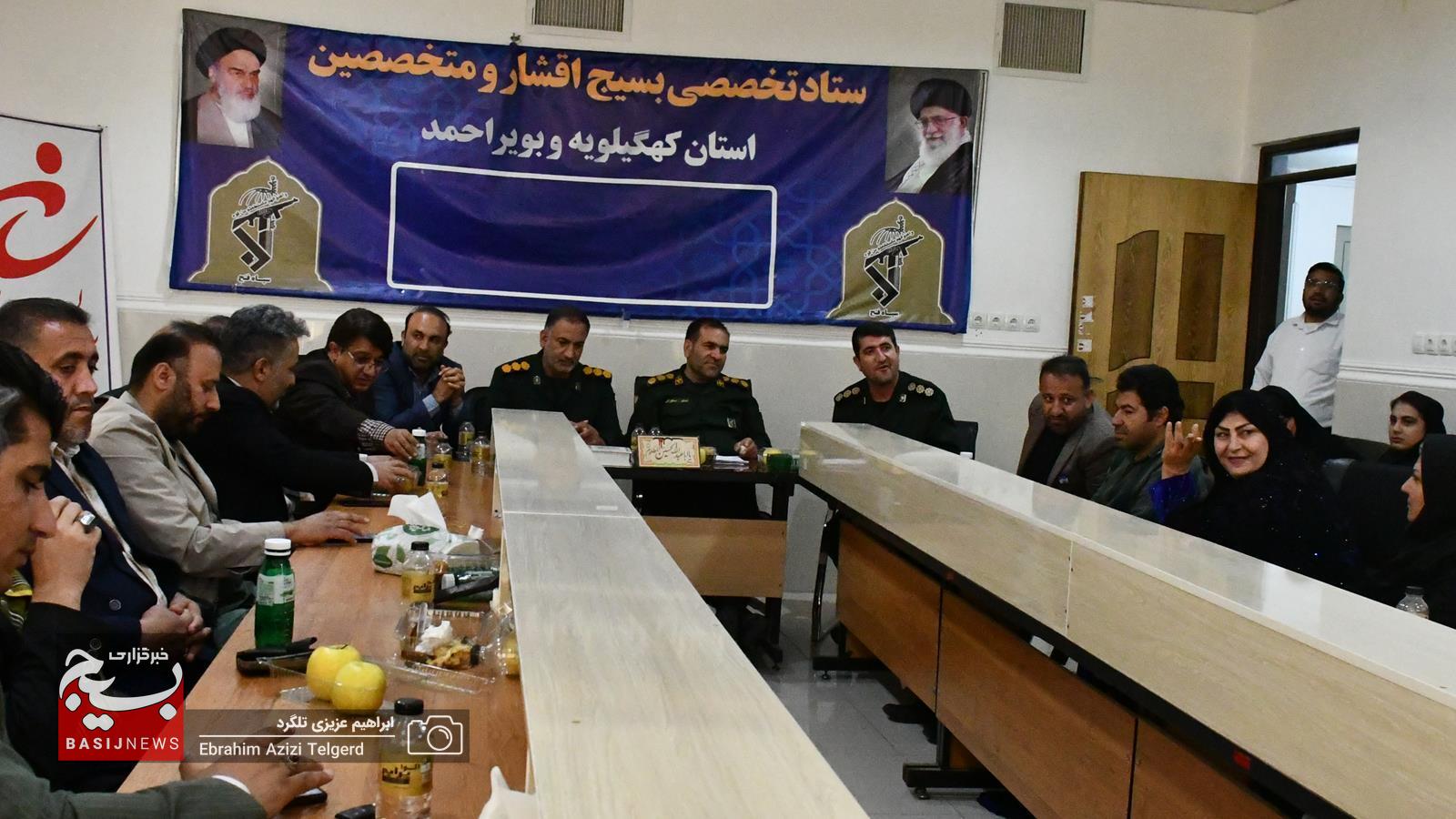 اختتامیه برنامه های هفته هنر انقلاب و تجلیل از هنرمندان شاخص کهگیلویه و بویراحمد